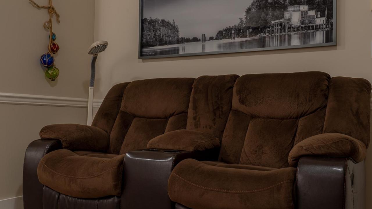 Wild Pacific Guest Suites 우크루렛 외부 사진